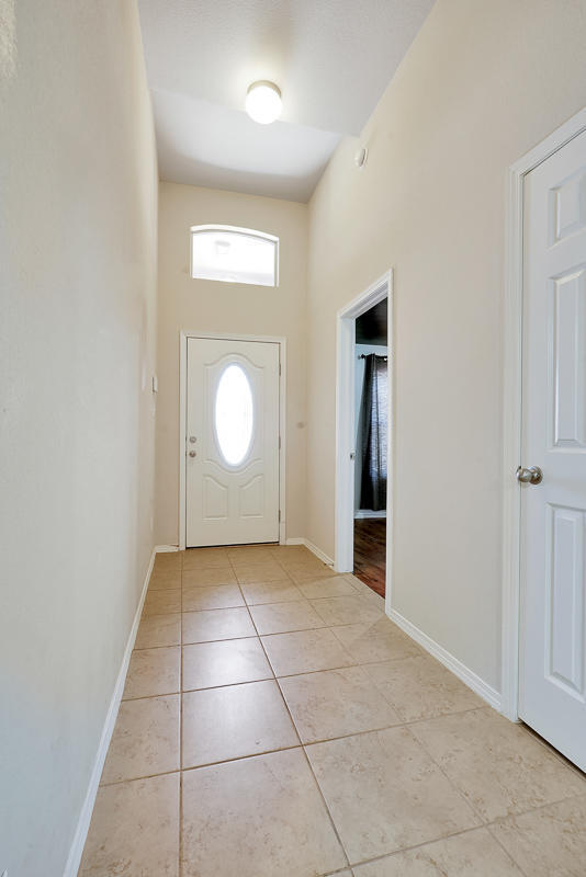 Building Photo - 12160 Driftwood LN