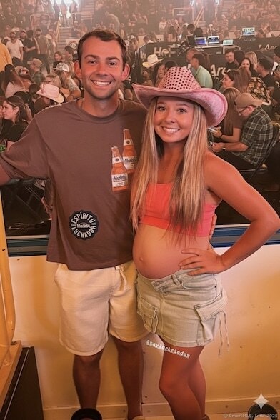 Building Photo - 942 William St