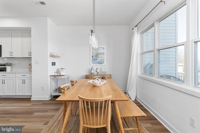 Foto del edificio - 308 Douglas Ave