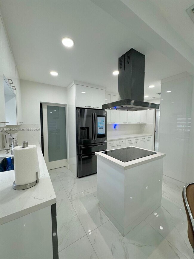 Foto del edificio - 2121 SW 61st Ave