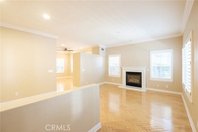 Building Photo - 25 Periwinkle