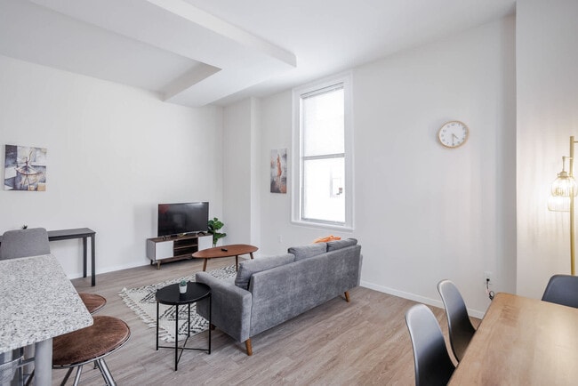 Building Photo - 9-JAN-JAN E 4th St