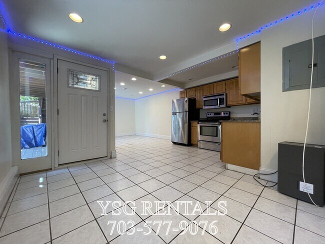 Foto del edificio - 8 Alleghany St