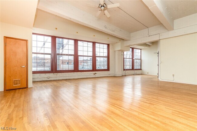 Foto del edificio - 3608 Payne Ave