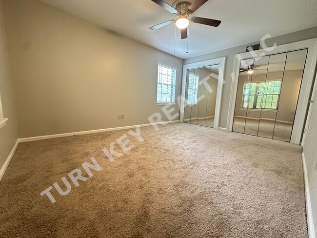Foto del edificio - Condo for rent in Vestavia Hills - *MOVE I...