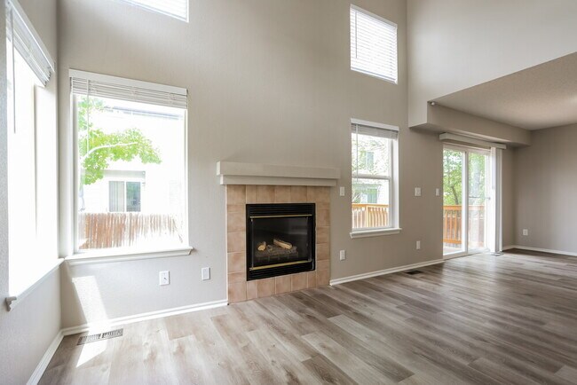 Building Photo - 16379 Bluebell Pl