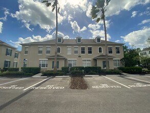 Building Photo - 760 Siena Palm Dr