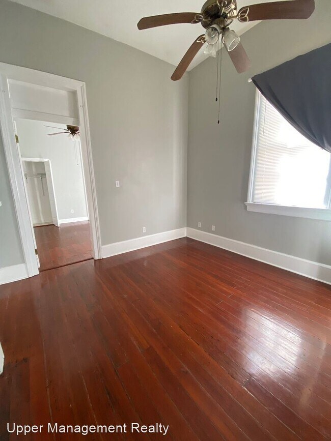 Building Photo - 2 br, 1.5 bath Apartment - 124 - 126 South...