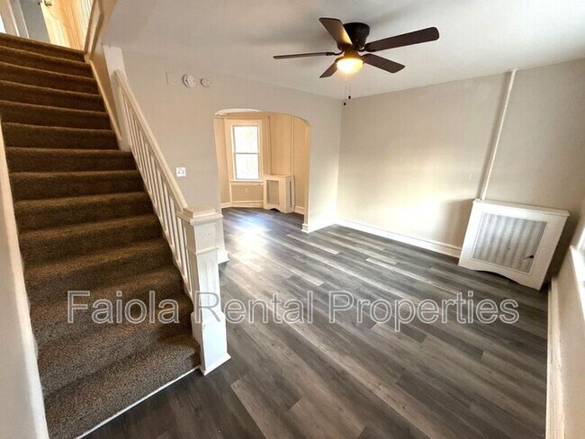 Foto del edificio - 905 Keener Ave