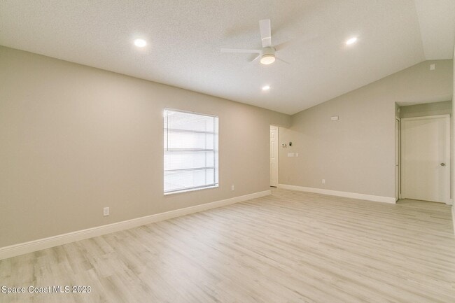 Building Photo - 1847 Parrsboro St NW