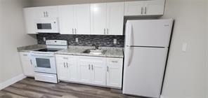 Foto principal - 450 SW 2nd St