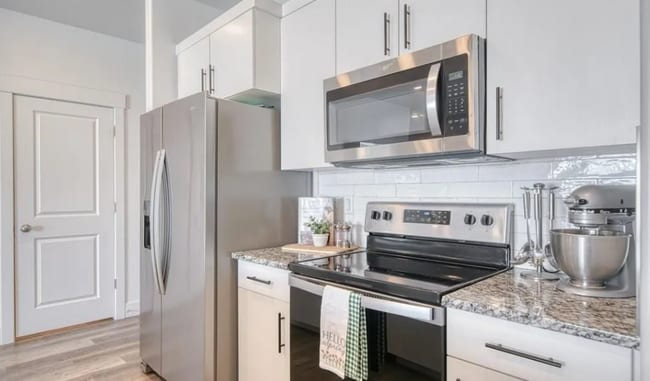 Building Photo - 651 S 2400 W