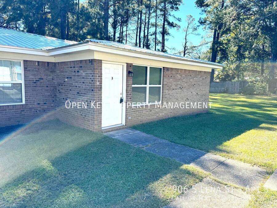 Primary Photo - Cozy 2-Bedroom Apartment for Rent in Dotha...