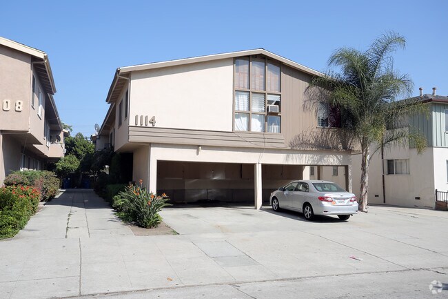 Building Photo - 1114 S Sherbourne Dr