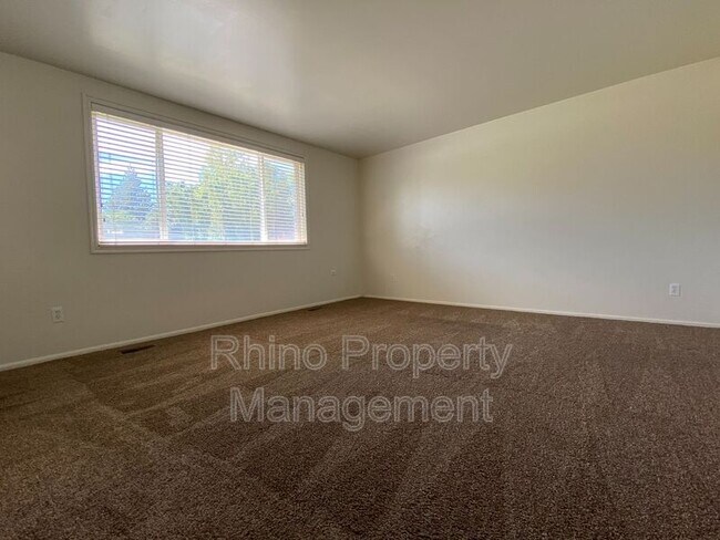 Foto del edificio - 43 S 300 W