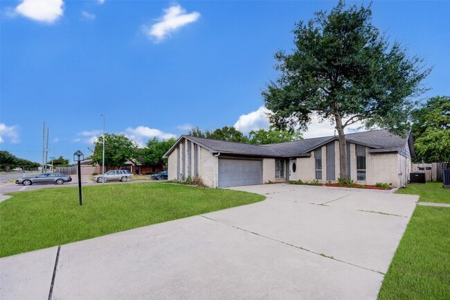Building Photo - 16603 Kieth Harrow Blvd