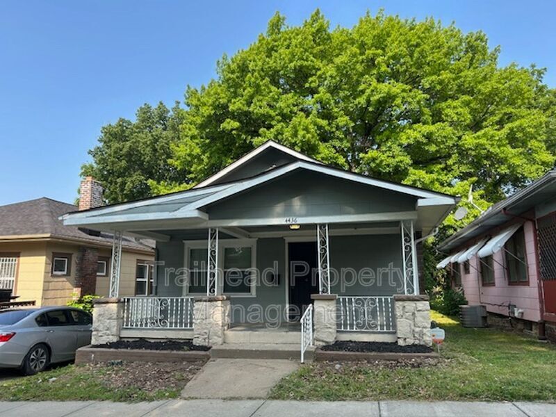 Foto principal - 4436 Flora Ave