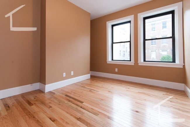 Building Photo - Single Room Rentals Available!!!  Brighton...