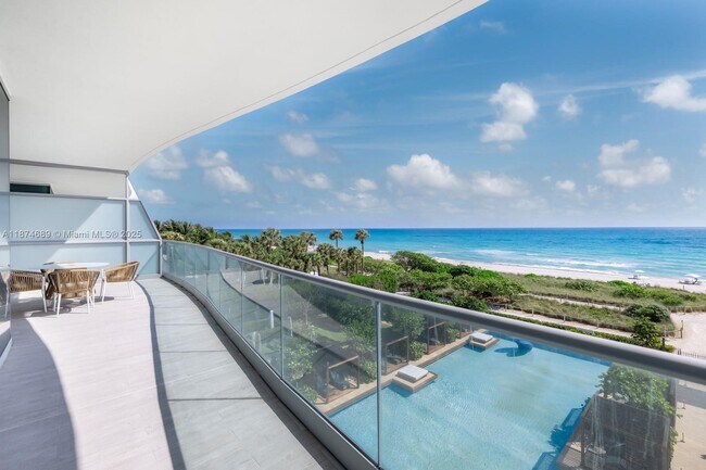 Foto del edificio - 9349 Collins Ave