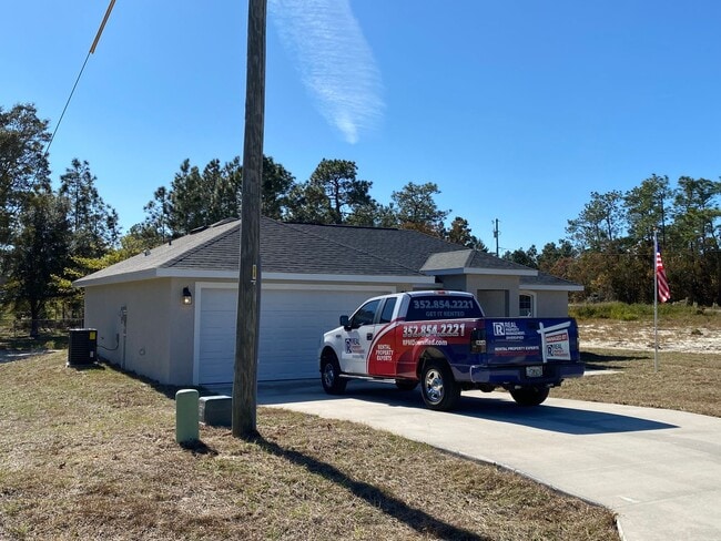 Foto del edificio - SW Ocala Neighborhood 3/2/2 **WON'T LAST**
