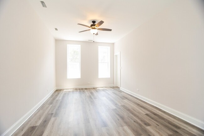 Foto del edificio - 2248 W 21st St