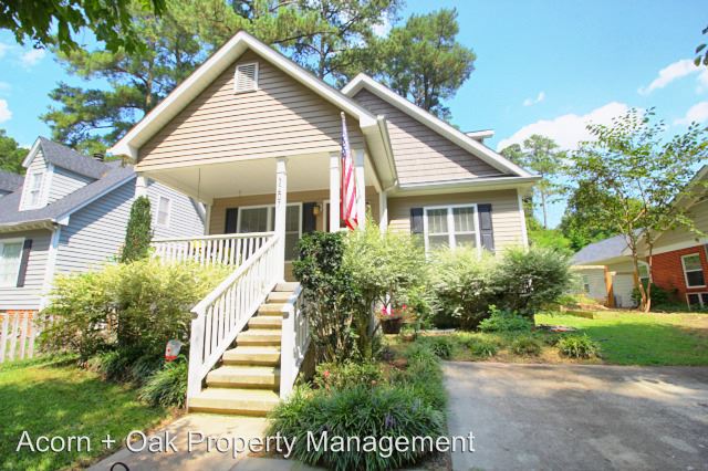 Primary Photo - 3207 Oxford Dr