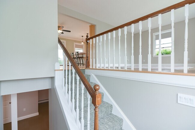 Building Photo - 34 Riverview Ave