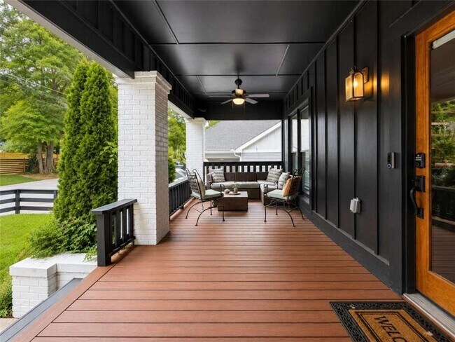 Foto del edificio - 906 Westmont Rd SW