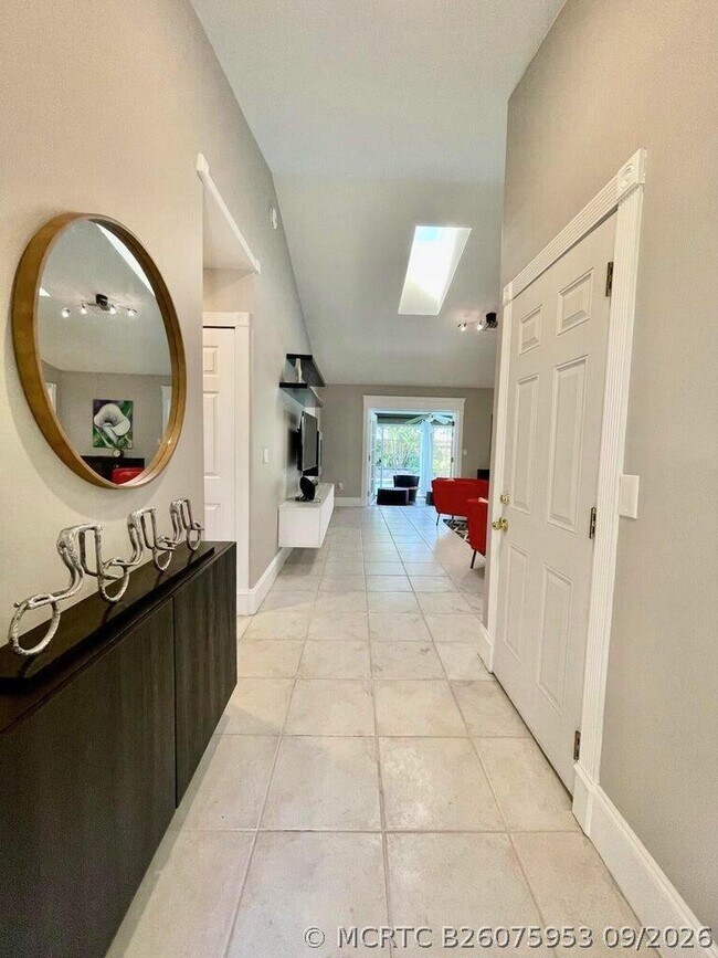 Foto del edificio - 1259 Denlow Ln