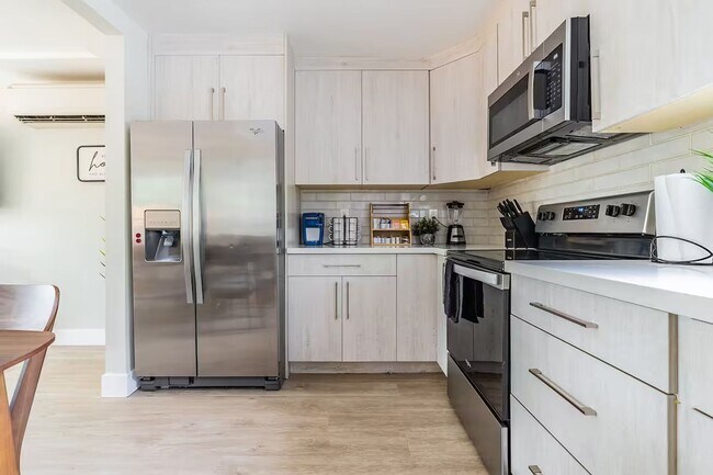 Foto del edificio - 2 bedroom and 2.5 bathroom house in Tukwila