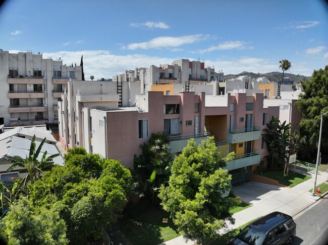 3D Exterior - Cherokee Courtyard Apartments