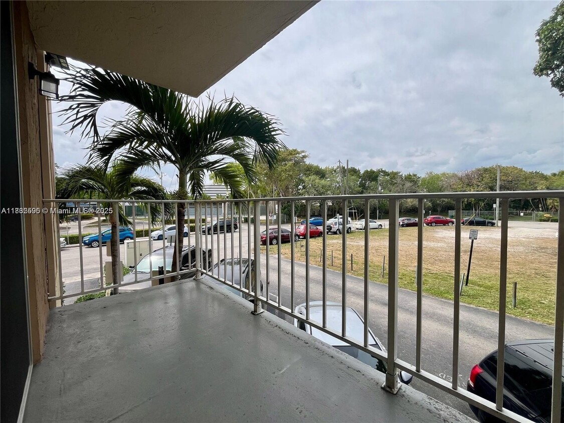 Primary Photo - 1805 Sans Souci Blvd