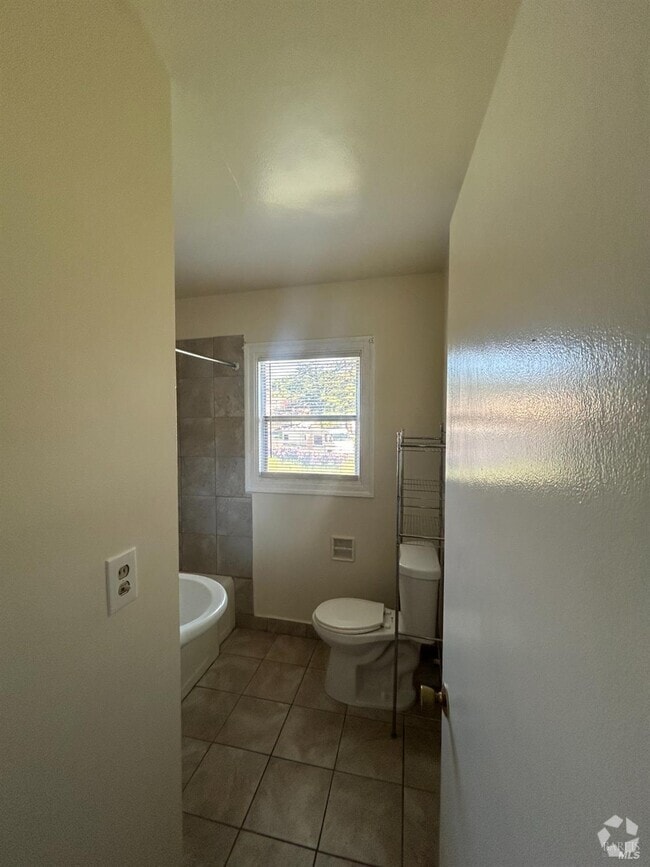 Building Photo - 900 Mare Island Way