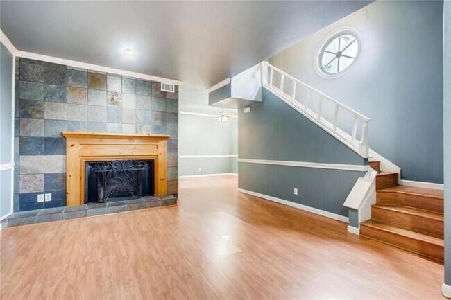 Building Photo - 2529 Rio Grande St