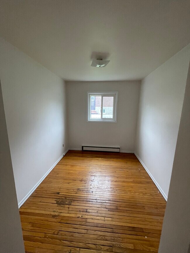 Photo du bâtiment - 8 Julia Dr