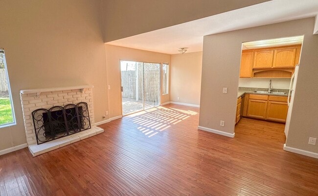 Building Photo - 861 Mola Vista Way