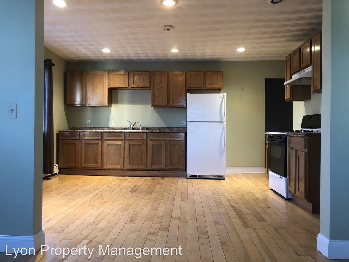 Foto principal - 414 Rathbun St
