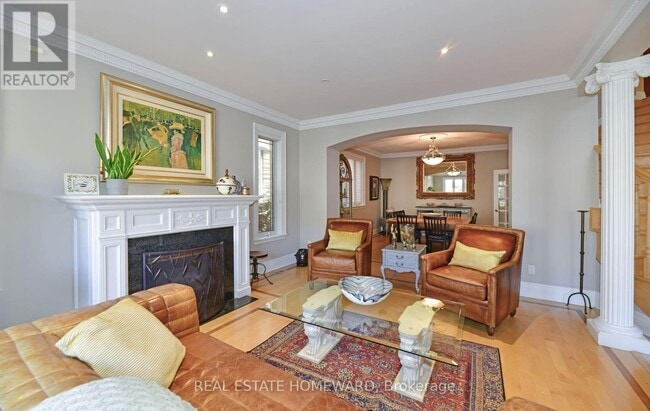 Photo du bâtiment - 67 Parkview Hill Crescent