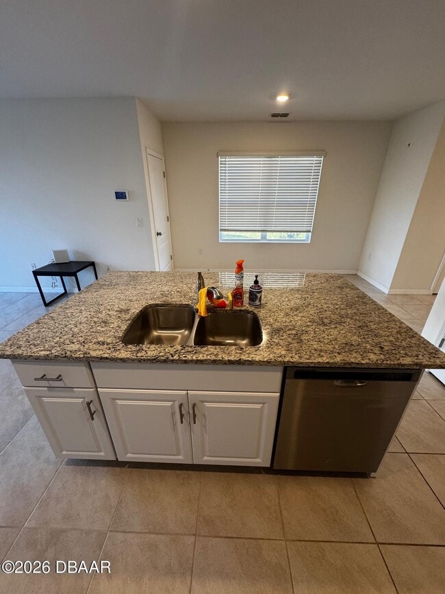 Building Photo - 20 BELLA LAGO Cir