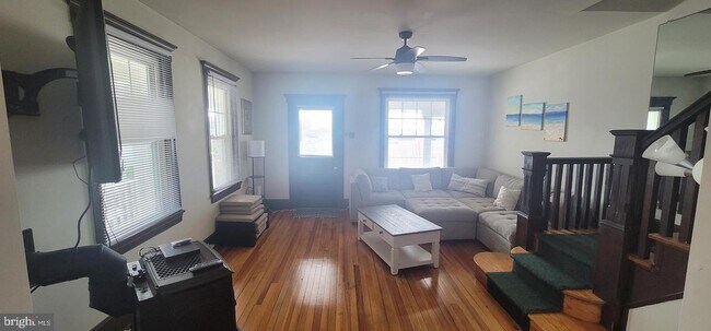 Building Photo - 1108 Ocean Ave