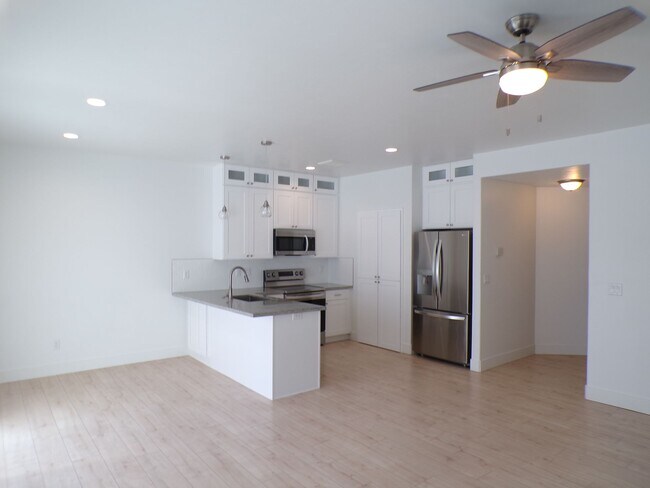 Foto del edificio - Huckleberry Townhomes