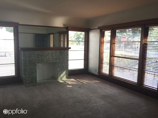 Foto del edificio - 3000 Chester Ln