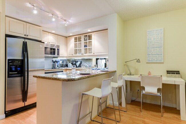 Photo du bâtiment - 203 Adelaide St W