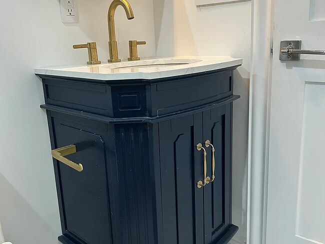 Foto del edificio - 2719 Alta St