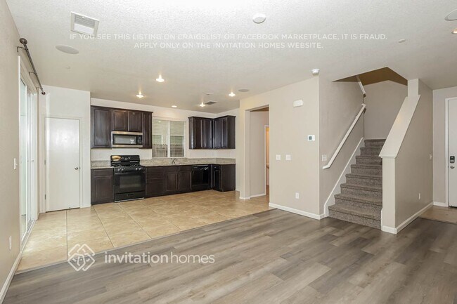 Foto del edificio - 8925 Robbins Rd