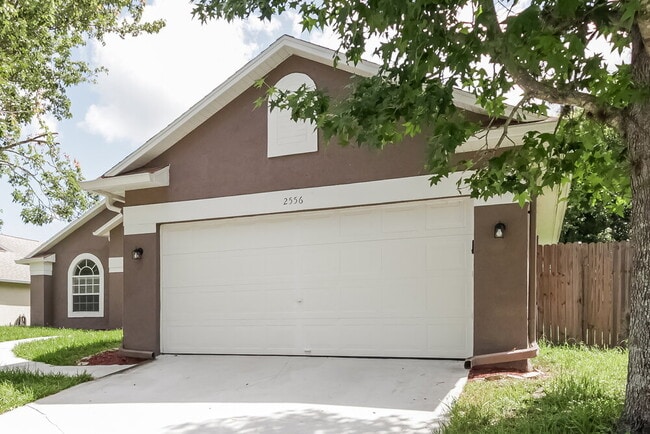 Building Photo - 2556 Coachbridge Ct