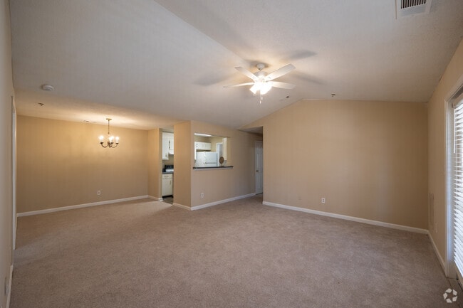 2BR, 2BA - 1280SF - Walden Pointe
