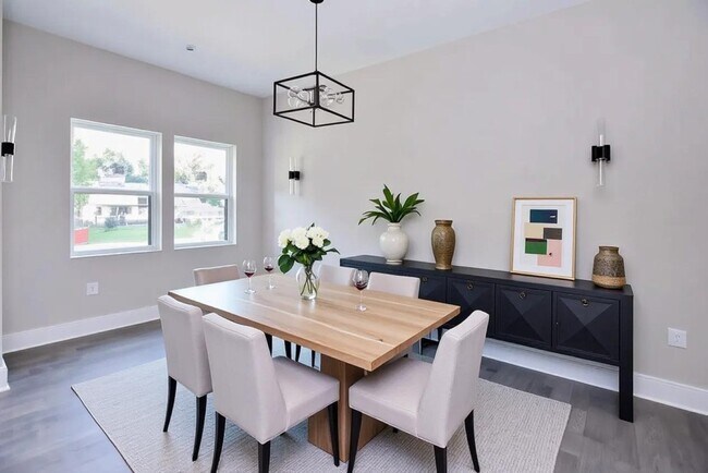 Foto del edificio - 16305 Ayrwood Ln