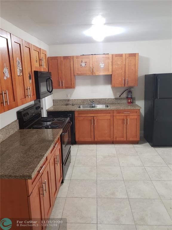 Foto del edificio - 5604 NW 28th St