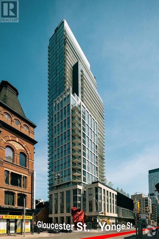 Building Photo - 3-313 Gloucester St